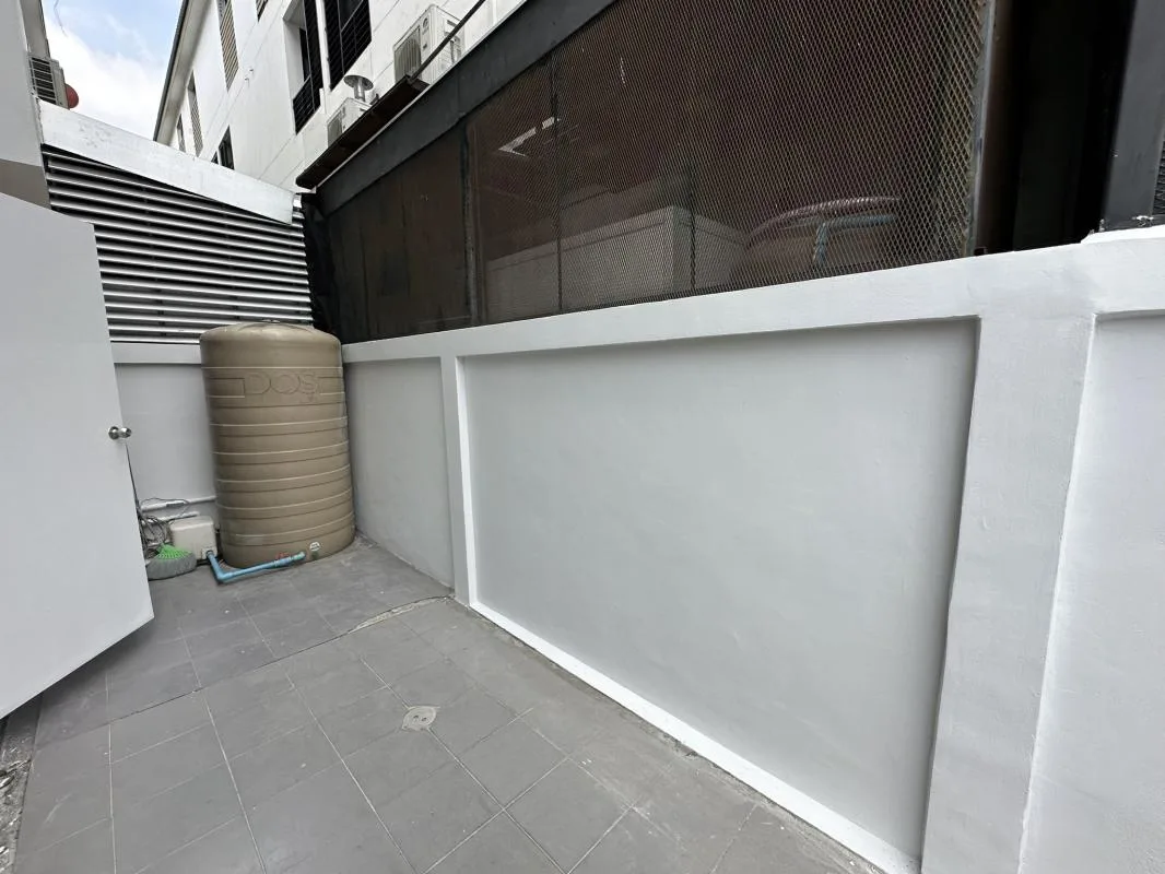 Property photos for Bless Town Sukhumvit 50