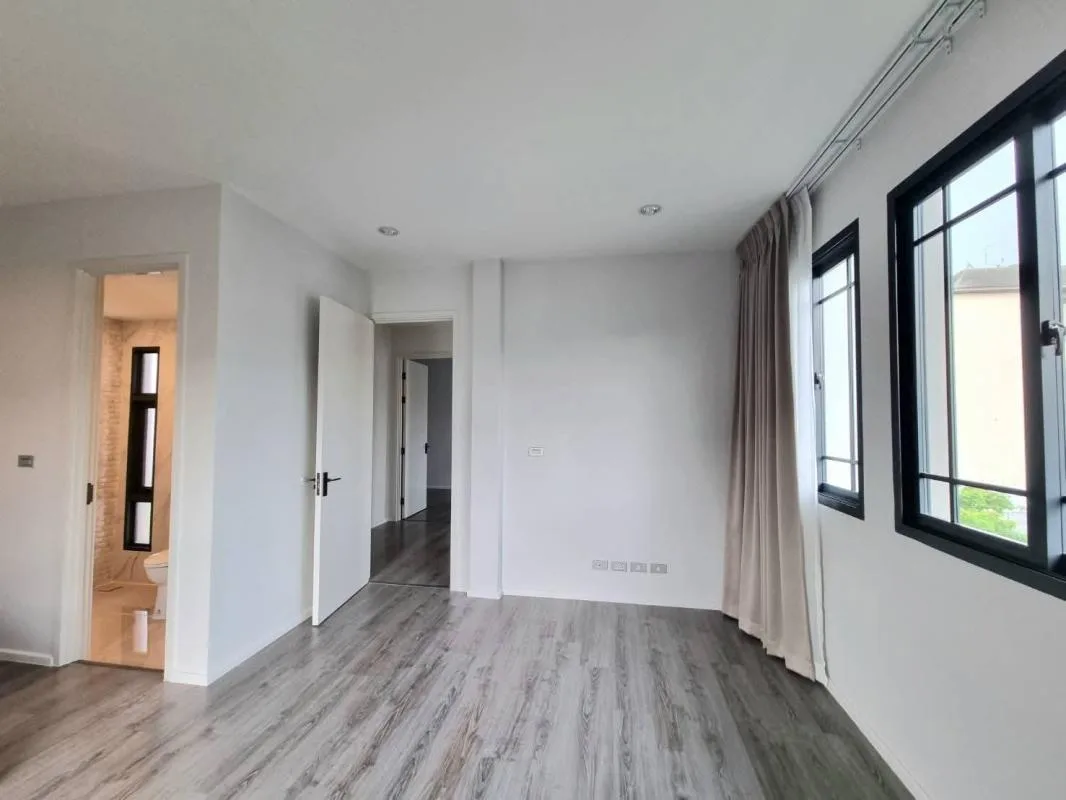 Property photos for The Sonne Srinakarindra-bangna
