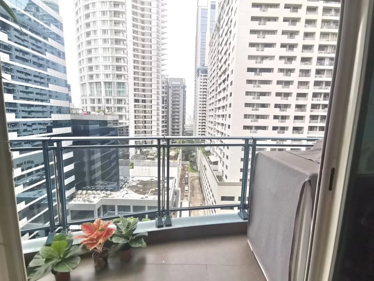 Property photos for Q Langsuan