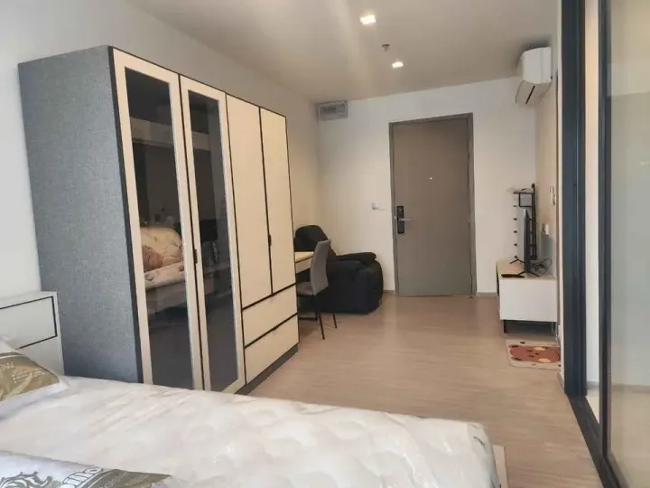 Property photos for Life Asoke Hype