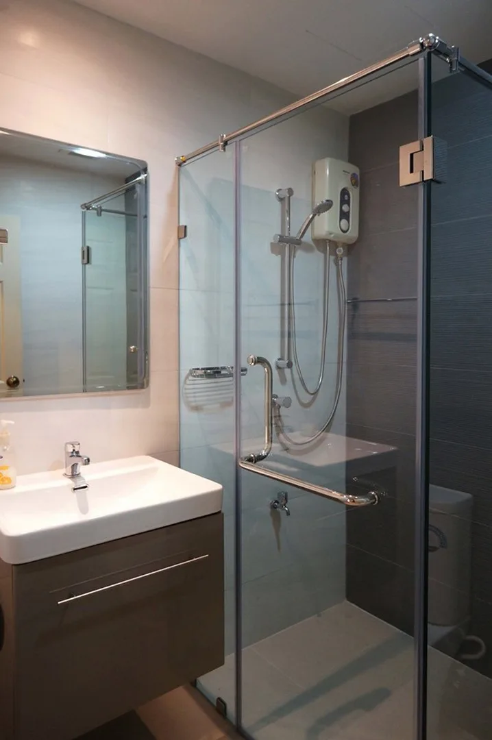 Property photos for Green Point Silom