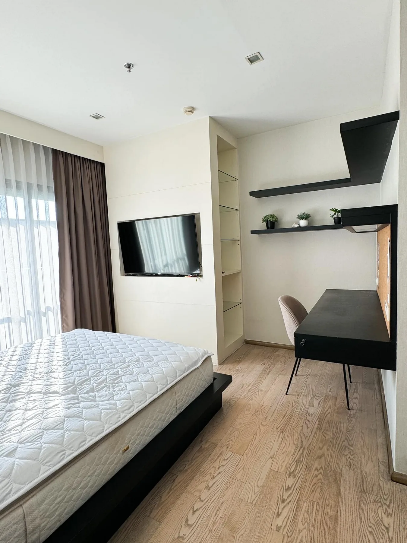 Property photos for Noble Remix
