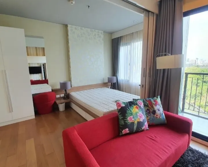 Property photos for Blocs 77