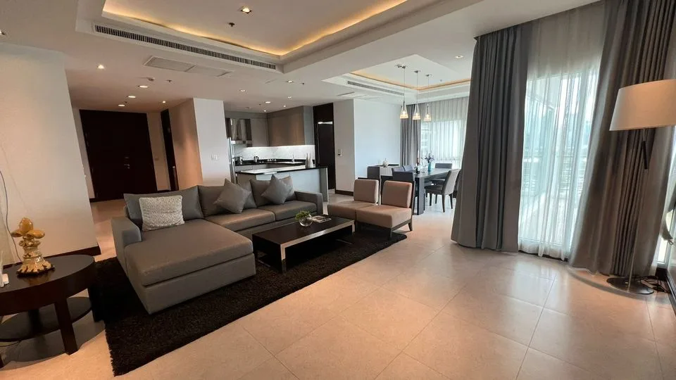 Property photos for Royal Residence Park
