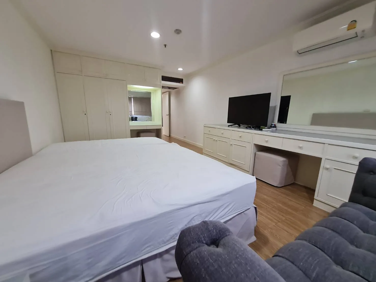 Property photos for Baan Suanpetch
