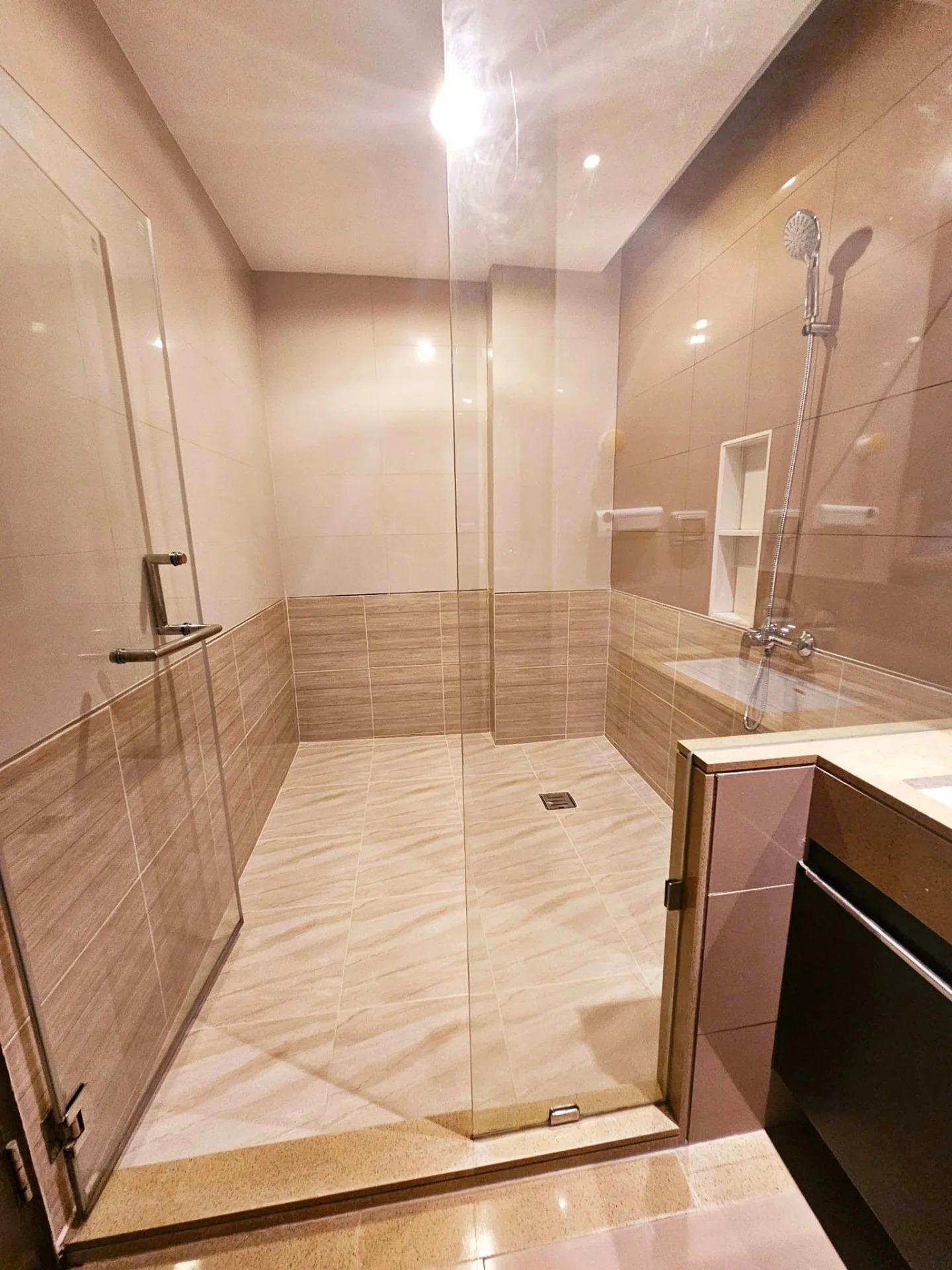 Property photos for The Address Pathumwan