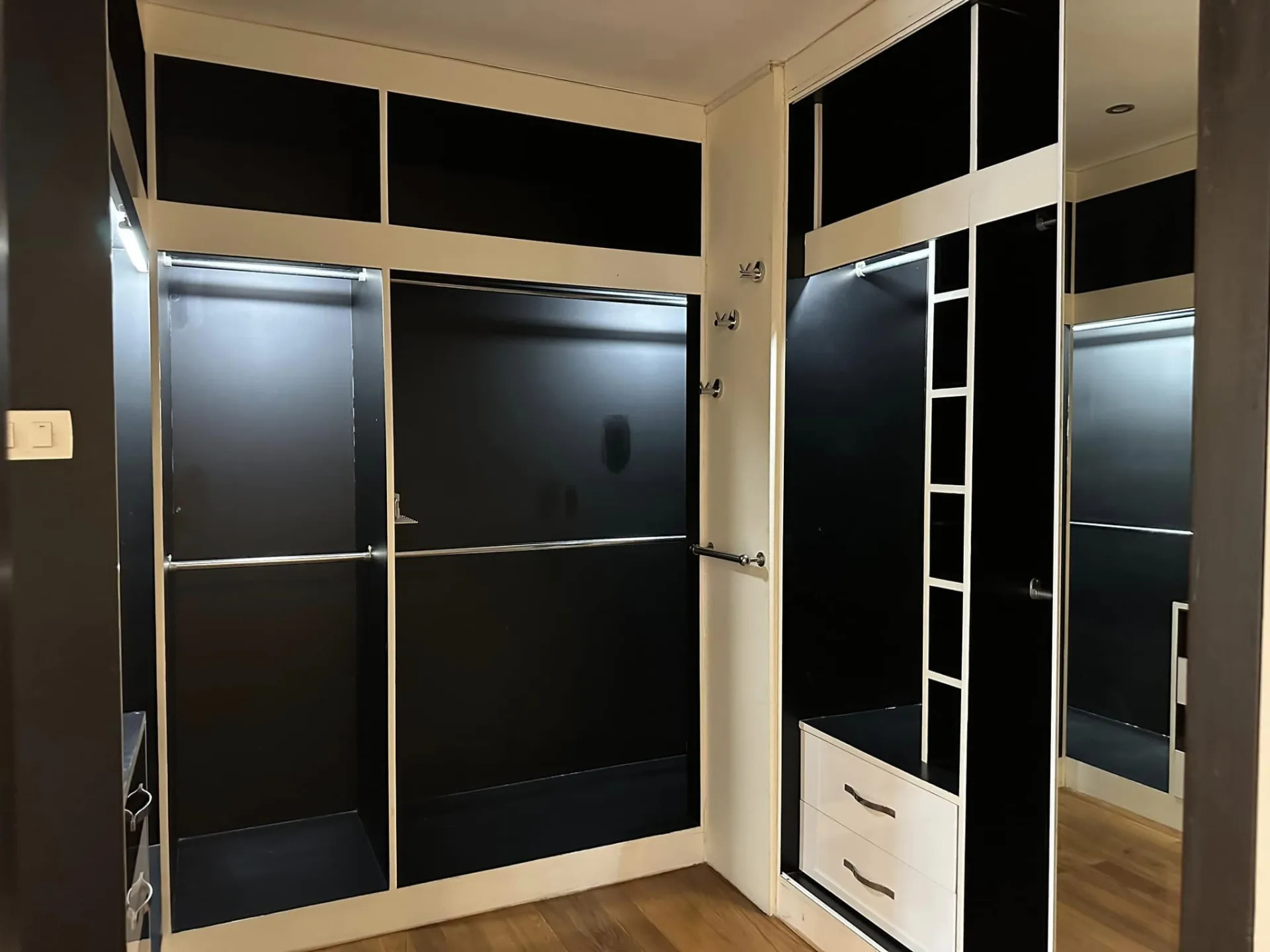 Property photos for Sompob House
