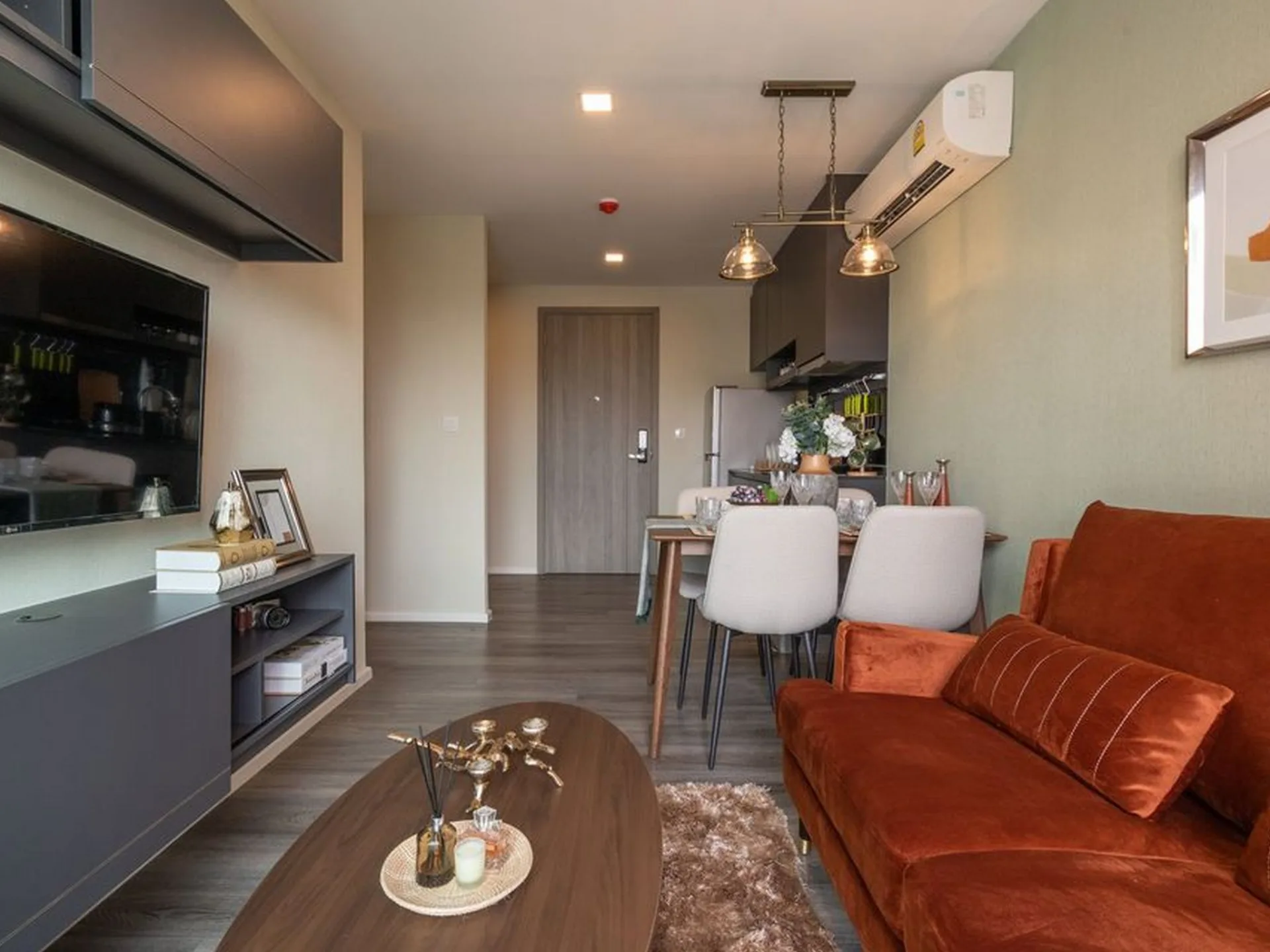Property photos for Notting Hill Jatujak - Interchange