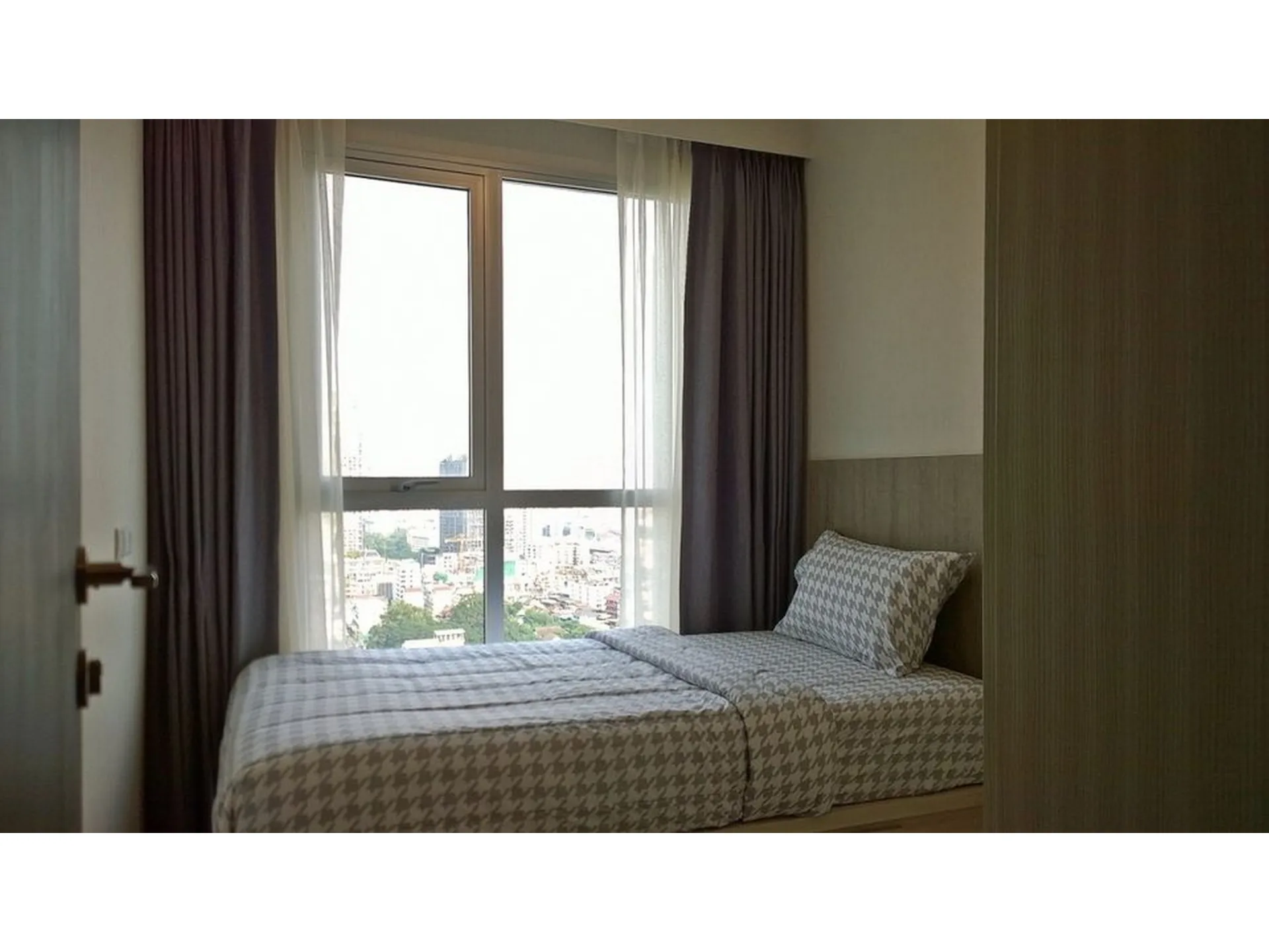 Property photos for Rhythm Sathorn - Narathiwas