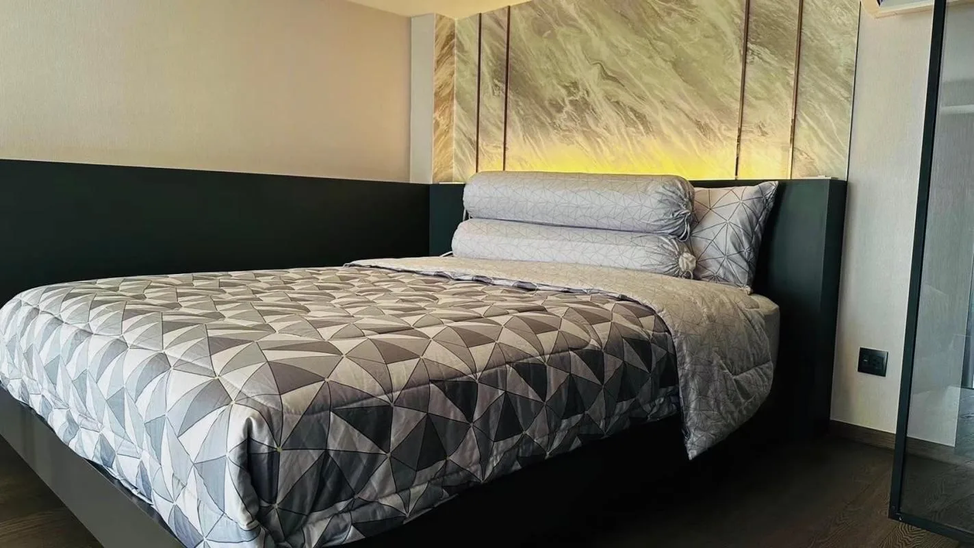Property photos for Park Origin Chula-samyan