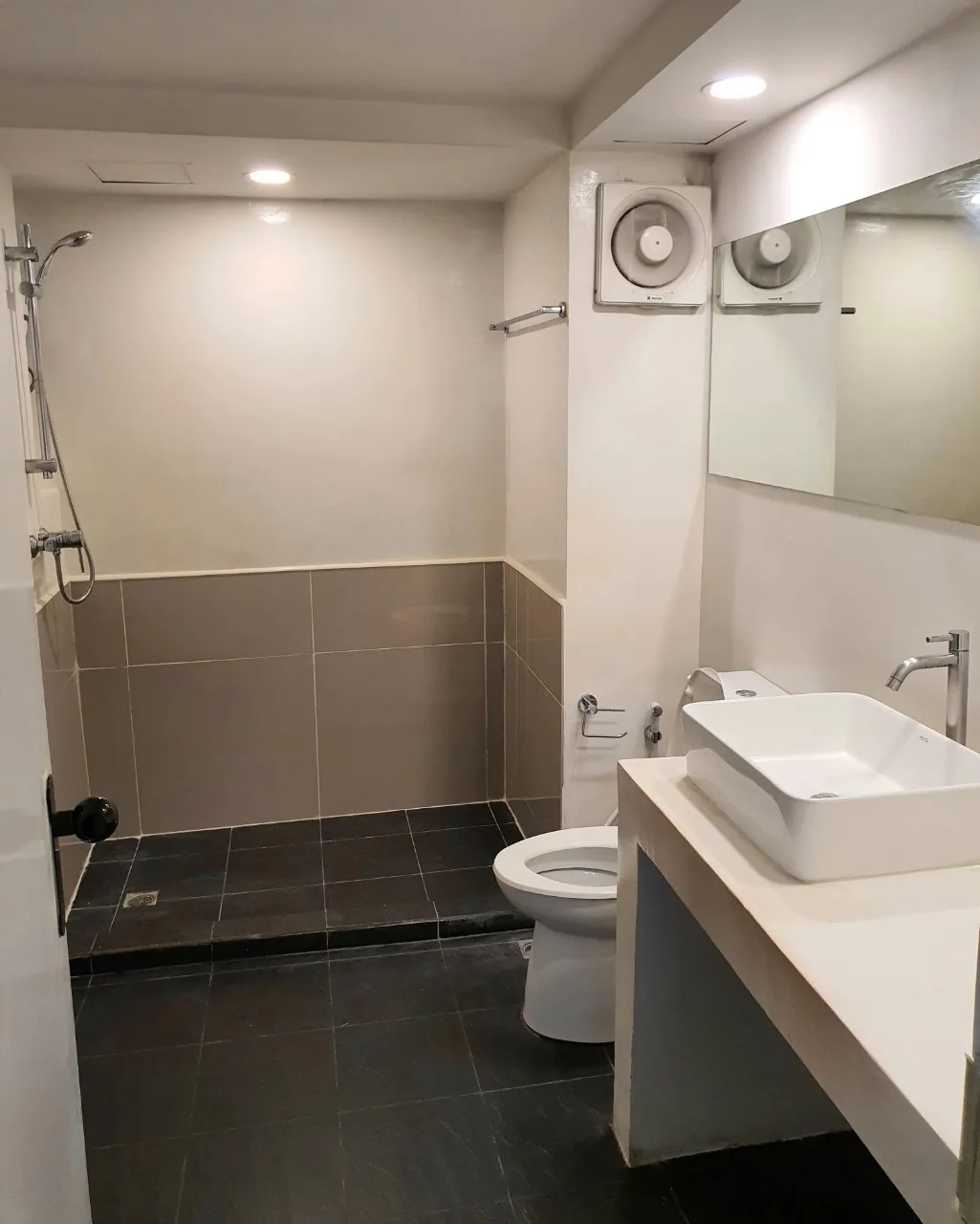 Property photos for Raintree Villa