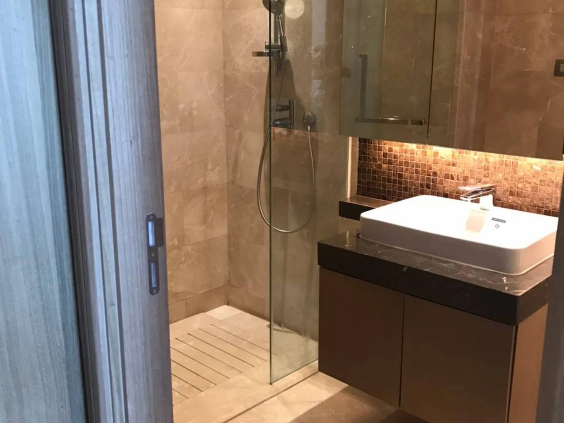 Property photos for Whizdom Avenue Ratchada - Ladprao
