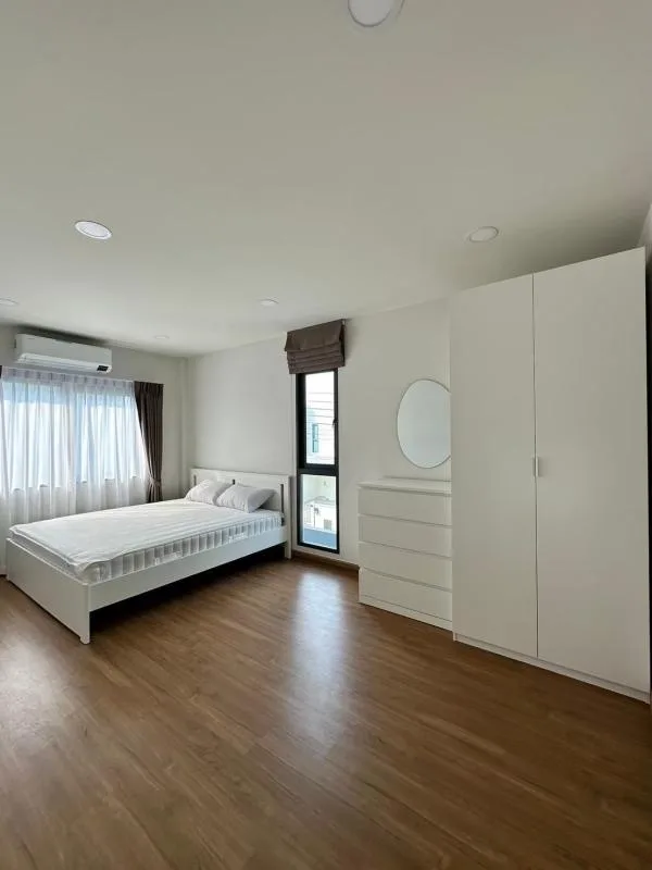 Property photos for Centro Bangna - Km.7