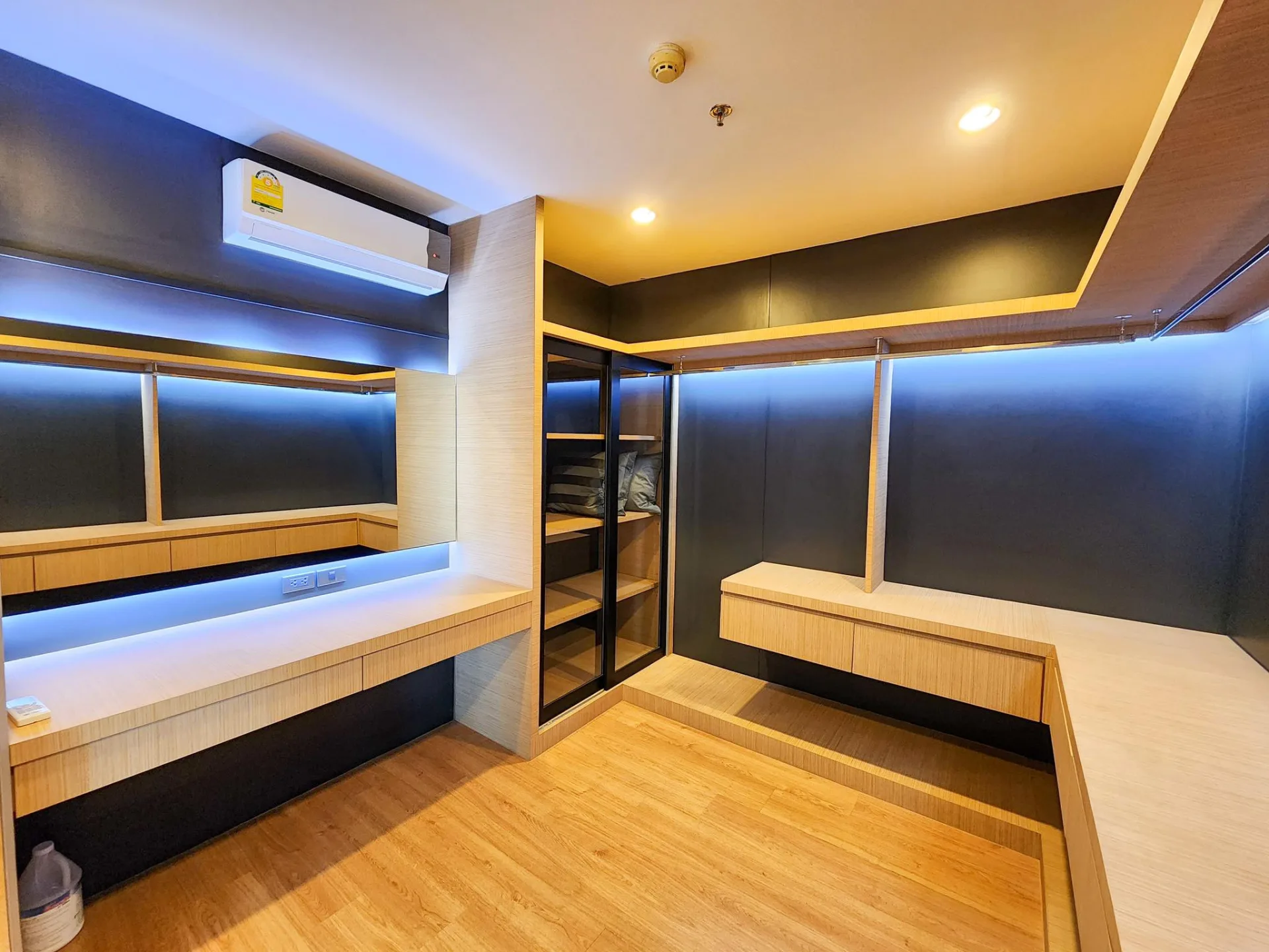 Property photos for Supalai Wellington
