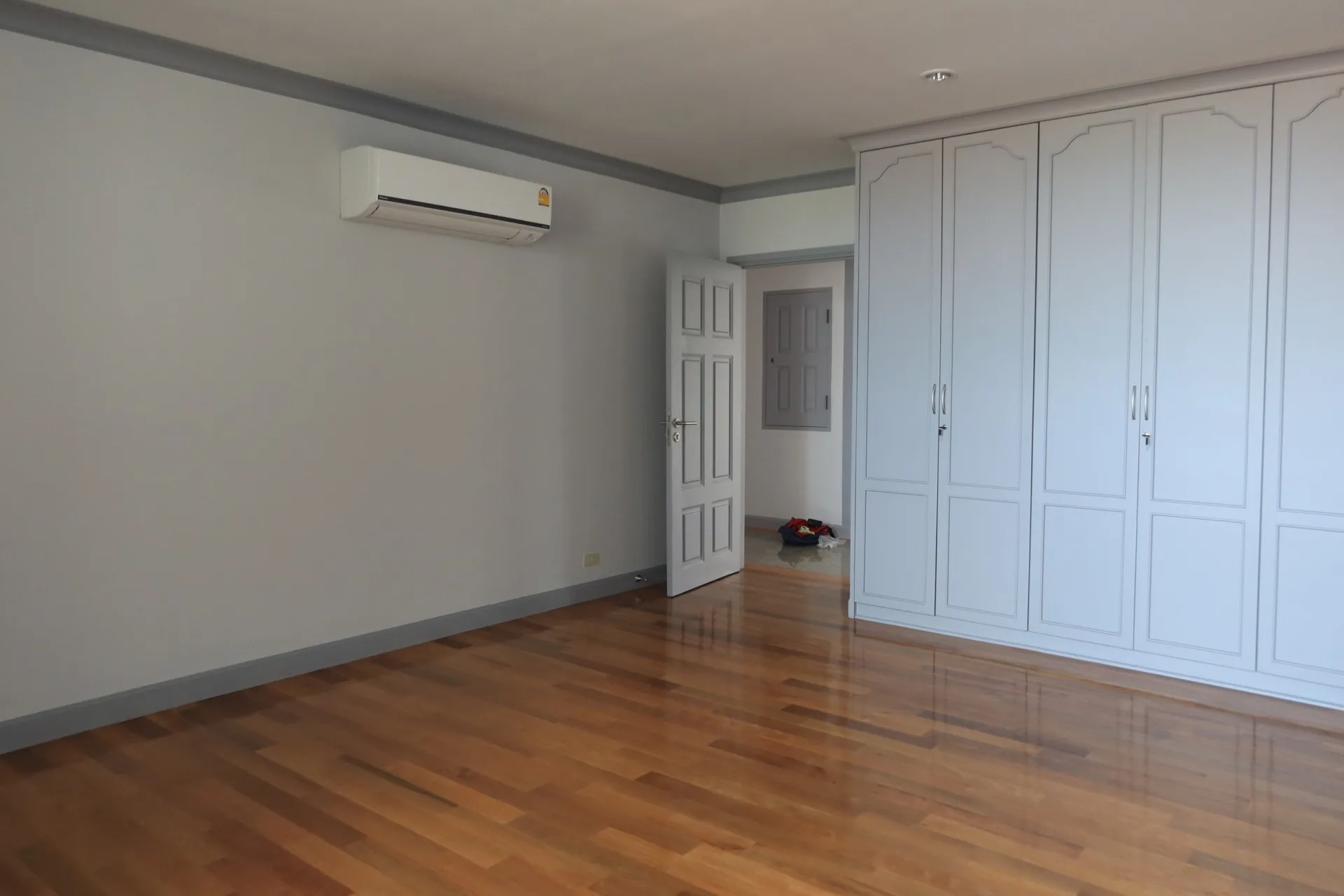 Property photos for Ruamsuk