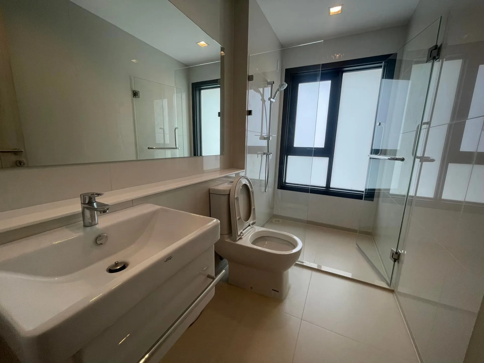 Property photos for Life One Wireless