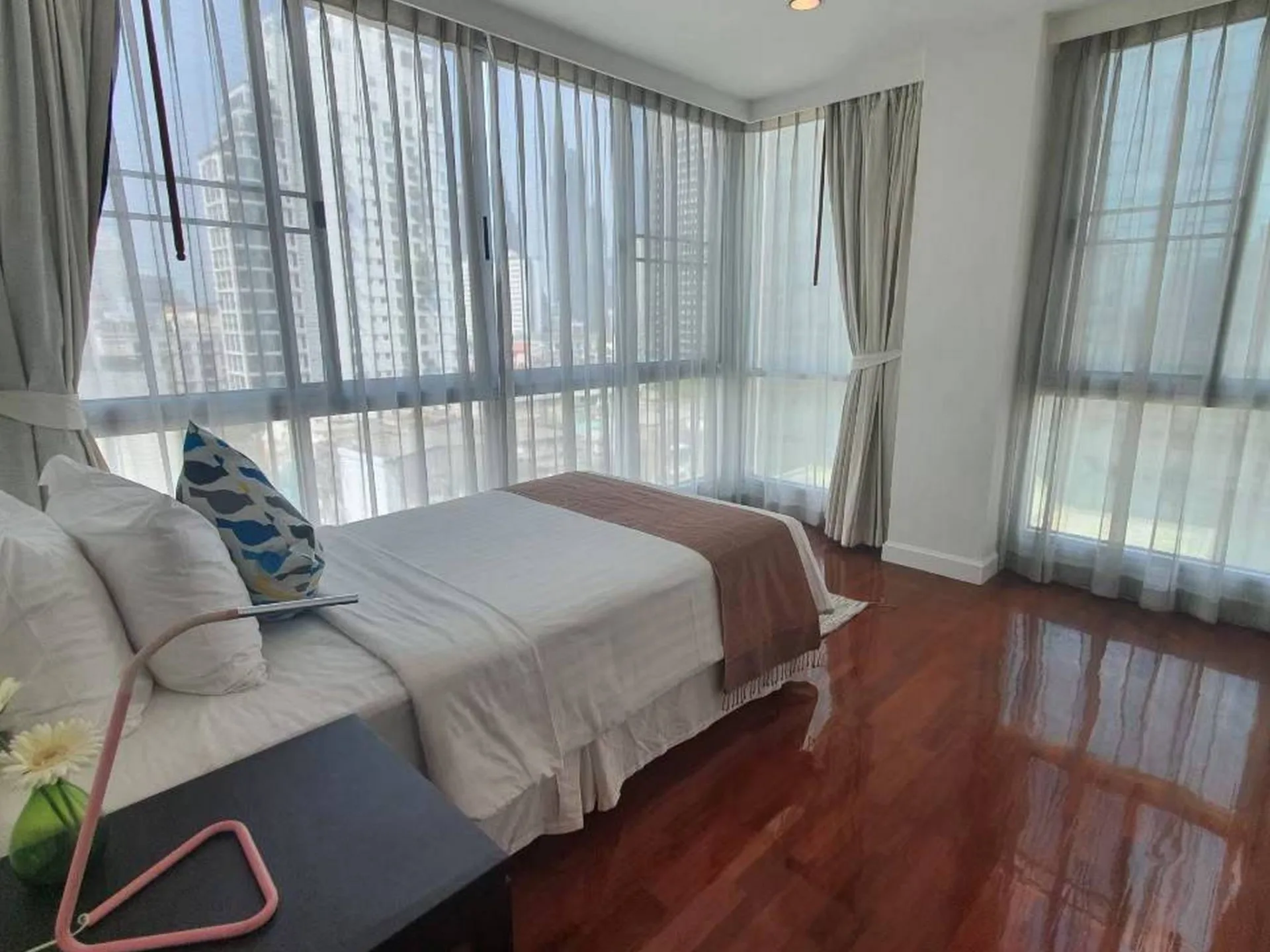 Property photos for Sathorn Gallery Residences