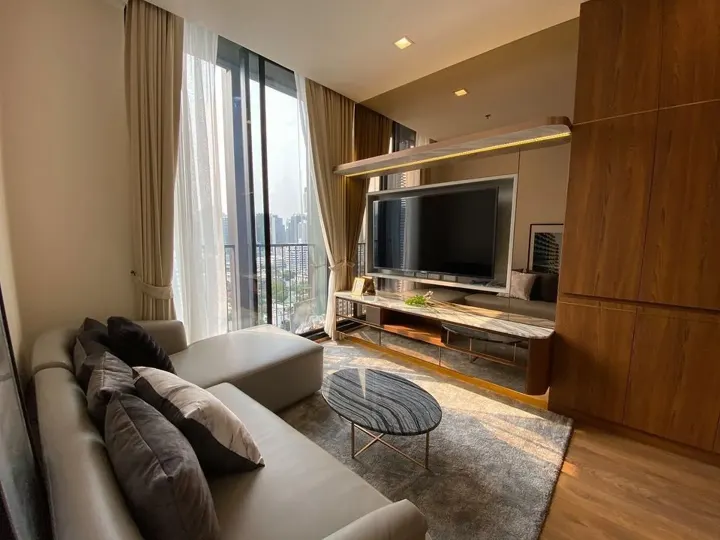 Property photos for Noble BE 33