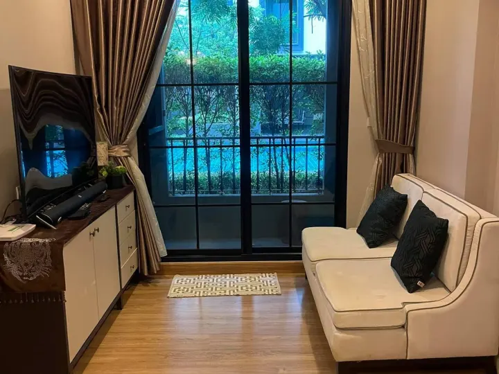 Property photos for The Reserve - Kasemsan 3