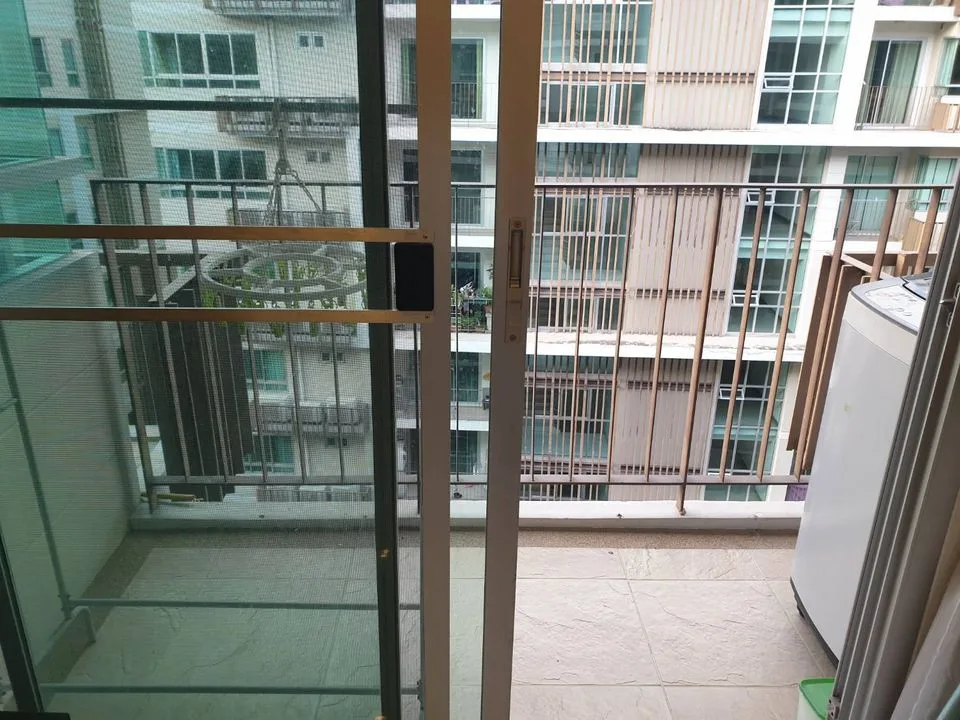 Property photos for The Clover Thonglor