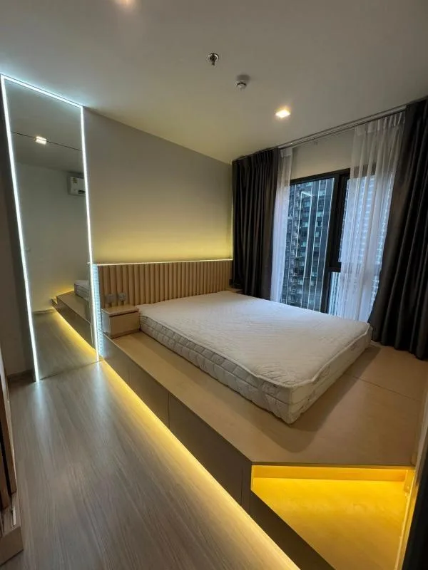 Property photos for Life Asoke Hype