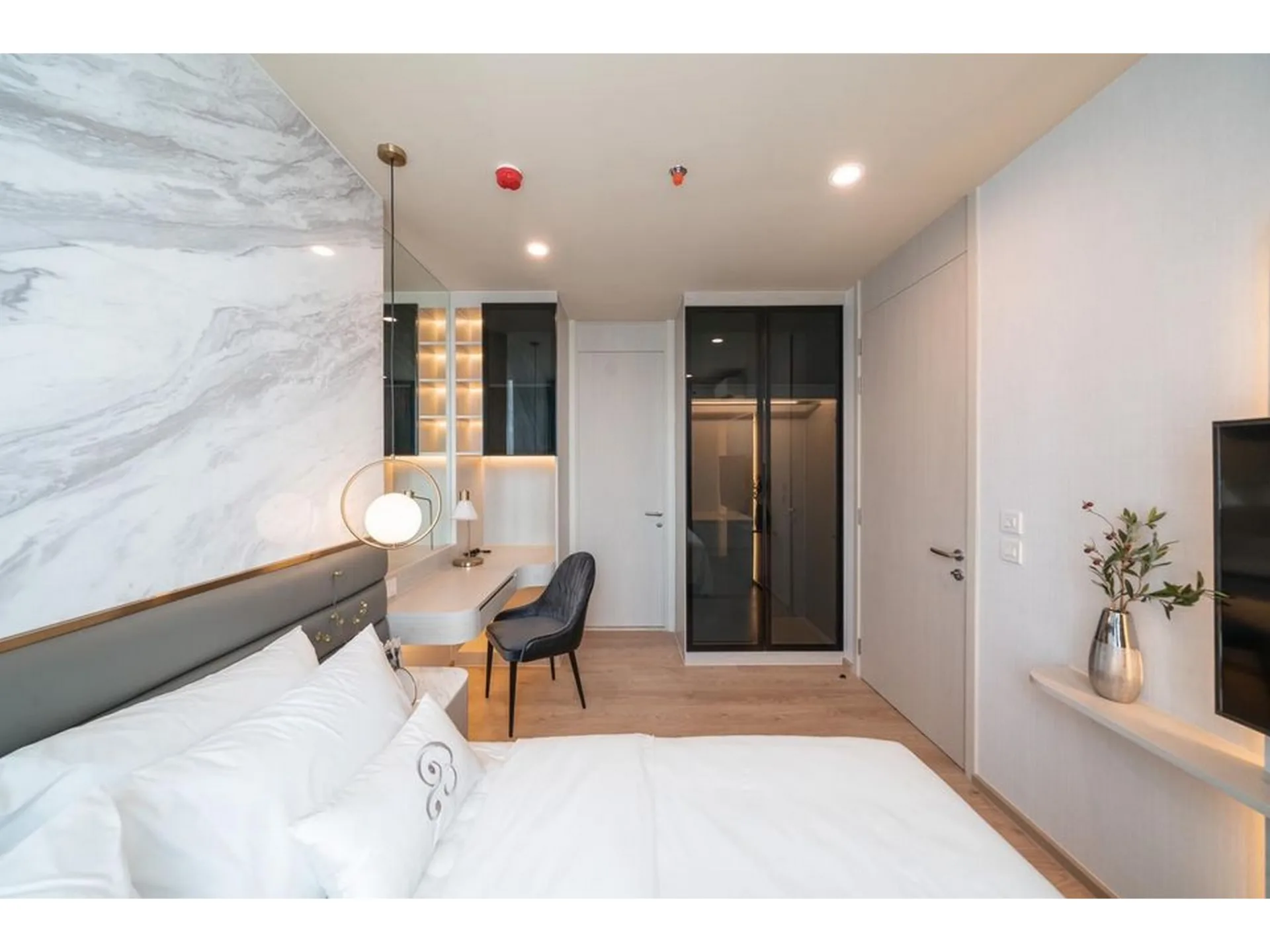 Property photos for Noble Recole