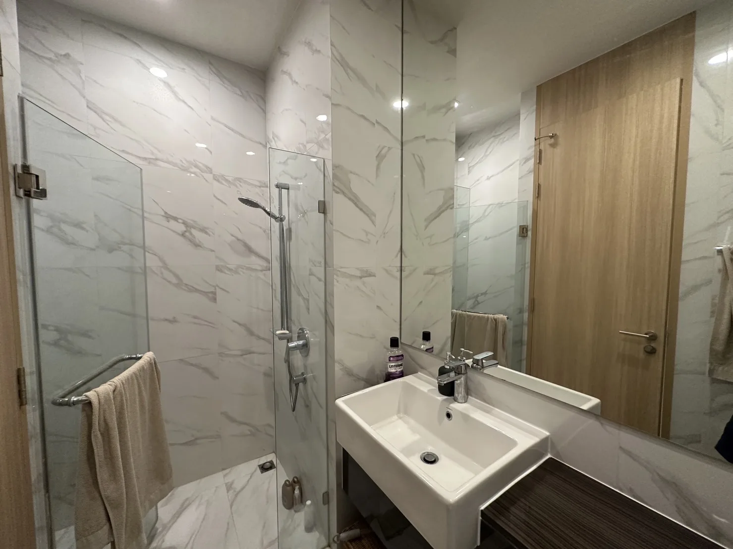 Property photos for Noble BE19