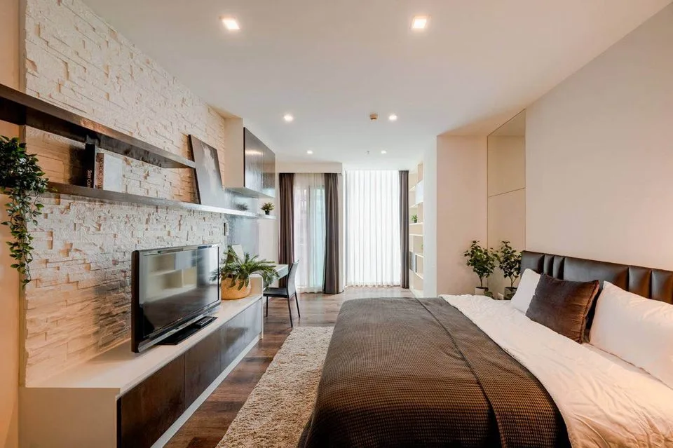 Property photos for Noble Remix
