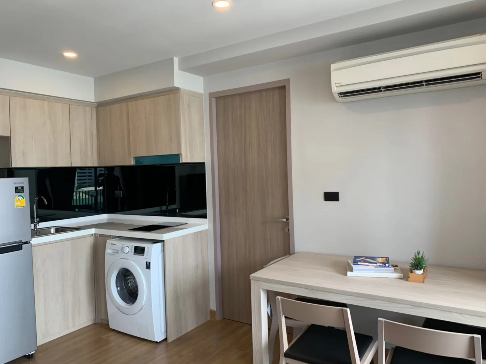 Property photos for FYNN Aree