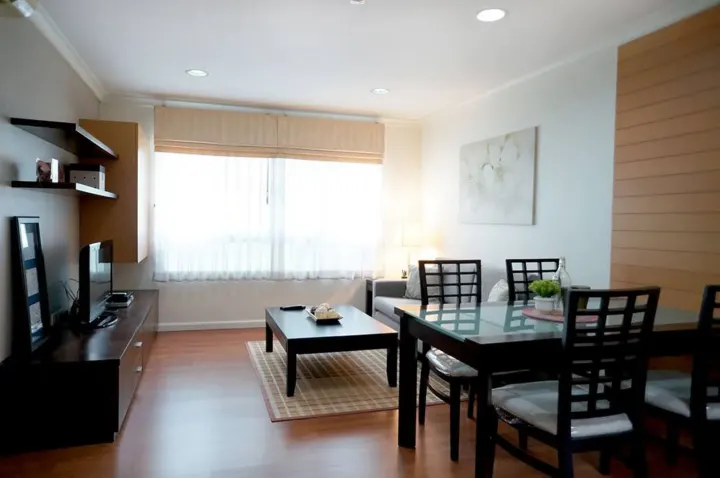 Property photos for Lumpini Suite Sukhumvit 41