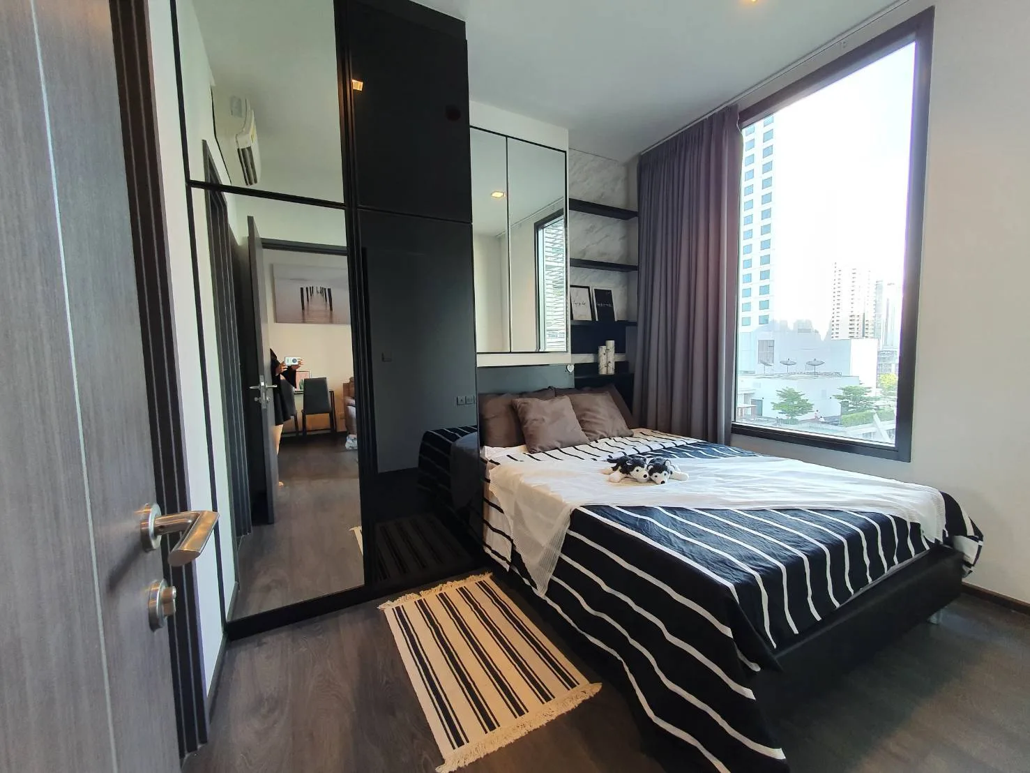 Property photos for Edge Sukhumvit 23