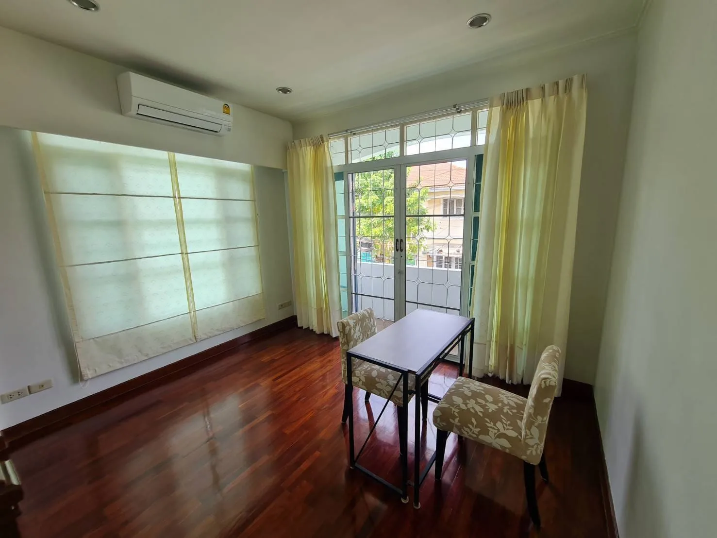 Property photos for Baan Manthana Rama 9 ??? Srinakarin