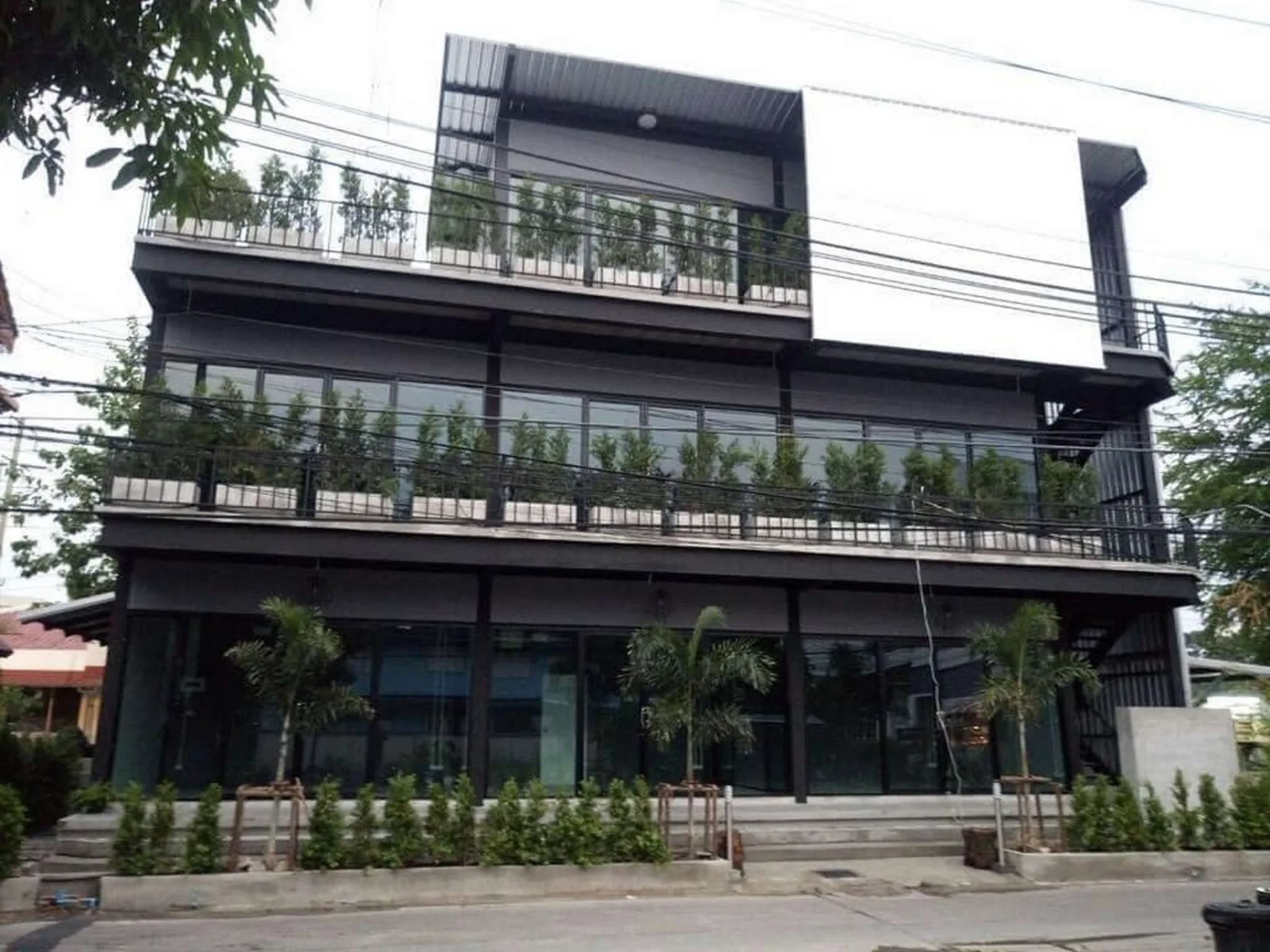 Property photos for Office Soi Sutthiphong