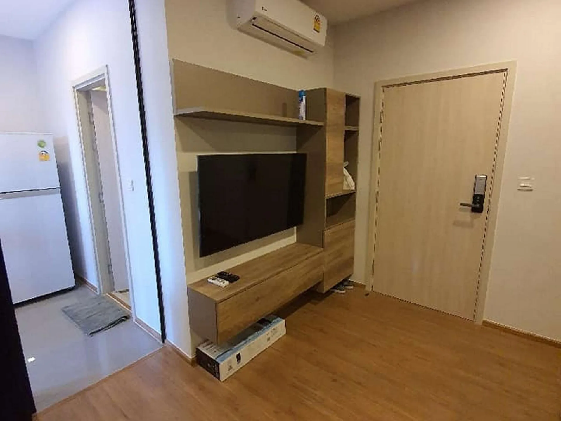 Property photos for Metris Rama 9-ramkhamhaeng