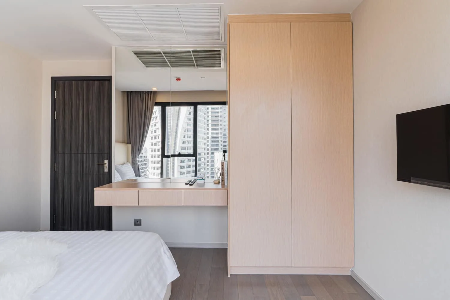 Property photos for Ashton Asoke