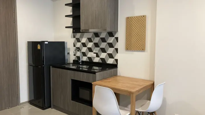 Property photos for The Base Phetchaburi-thonglor