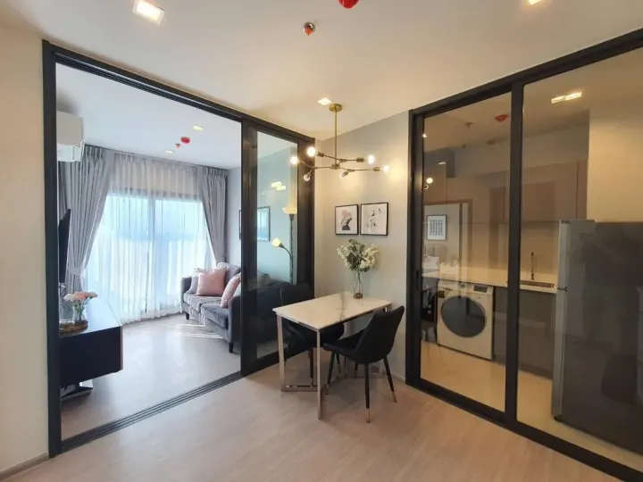 Property photos for Life Asoke Hype