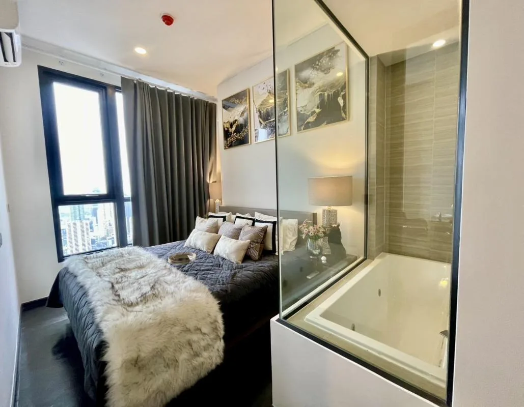 Property photos for Park Origin Thonglor