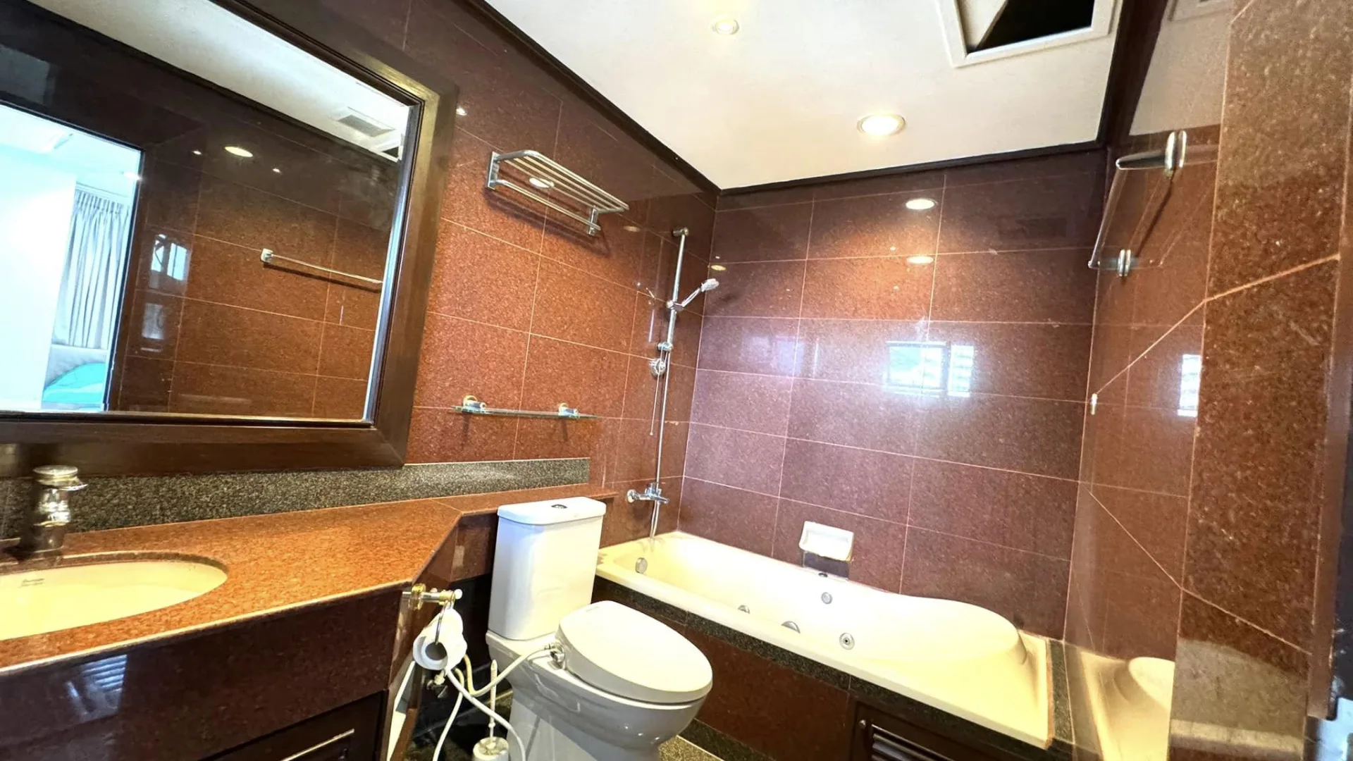 Property photos for Richmond Palace