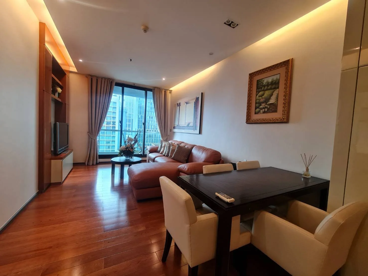 Property photos for The Address Sukhumvit 28