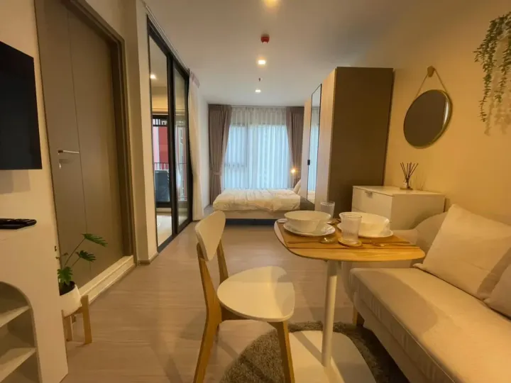 Property photos for Life Asoke Hype