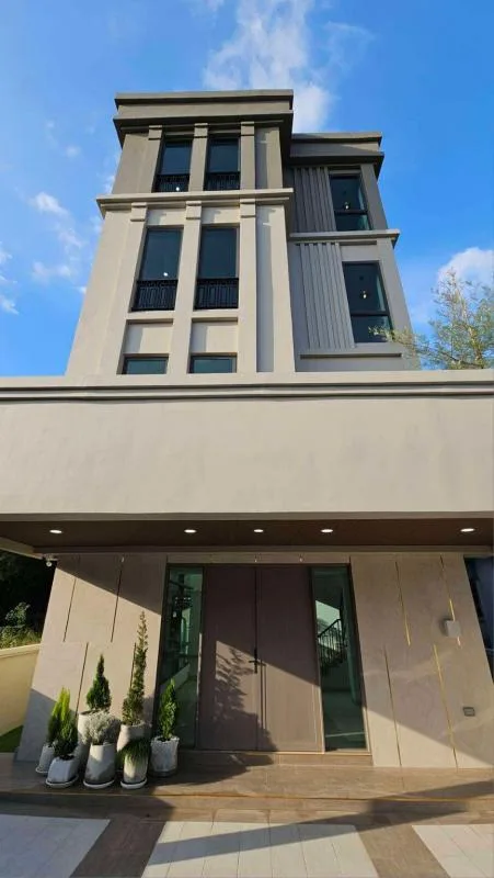 Property photos for Townhouse Soi  Siri Monkon 2
