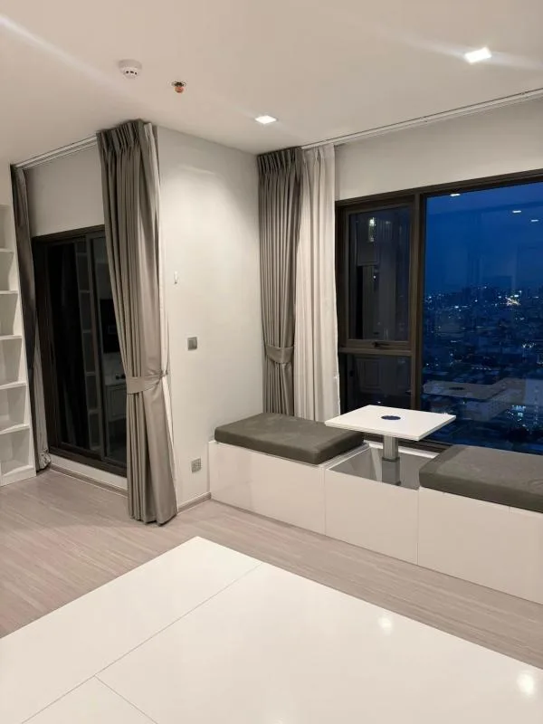 Property photos for LIFE Asoke - Rama 9