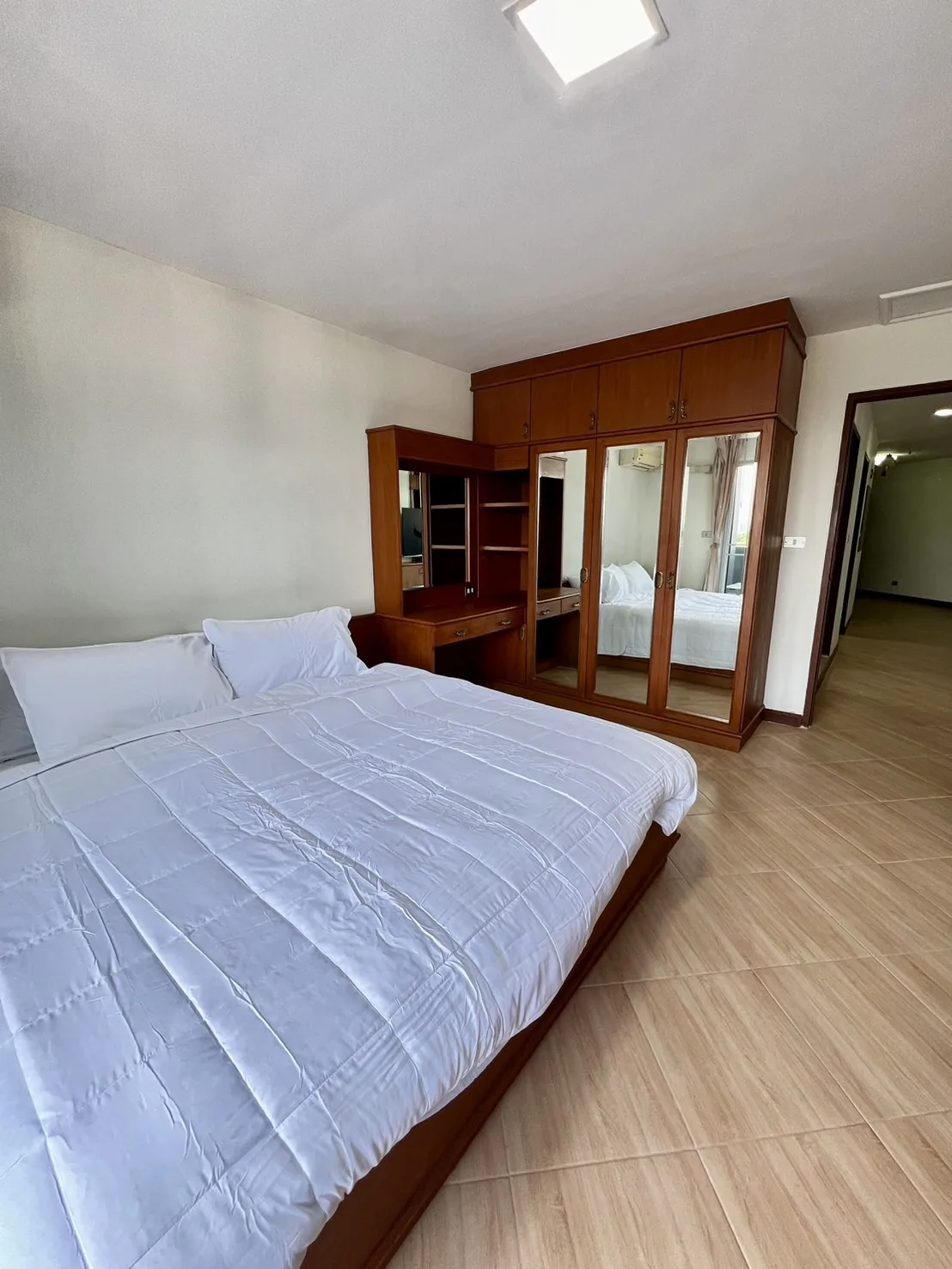 Property photos for Wittayu Complex