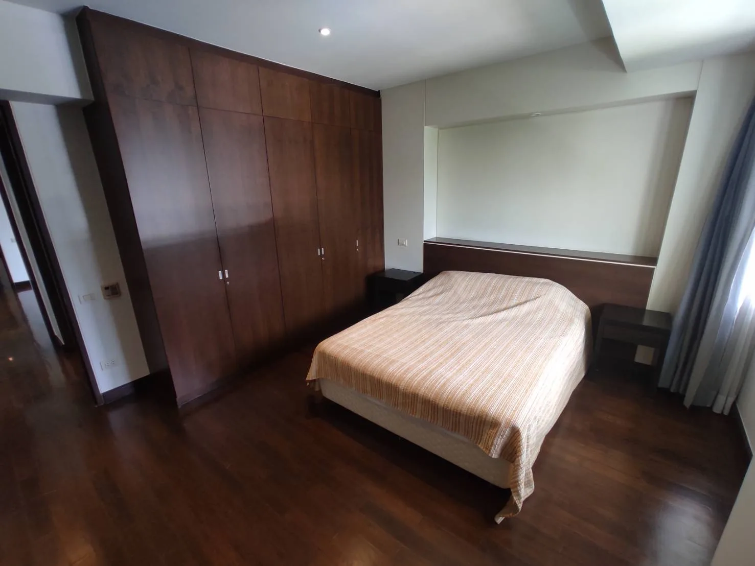 Property photos for Ruamrudee House