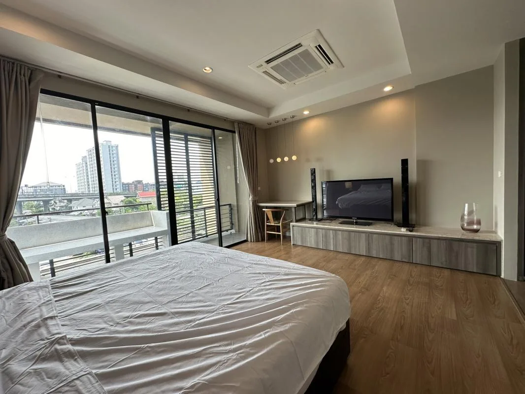 Property photos for Bless Town Sukhumvit 50