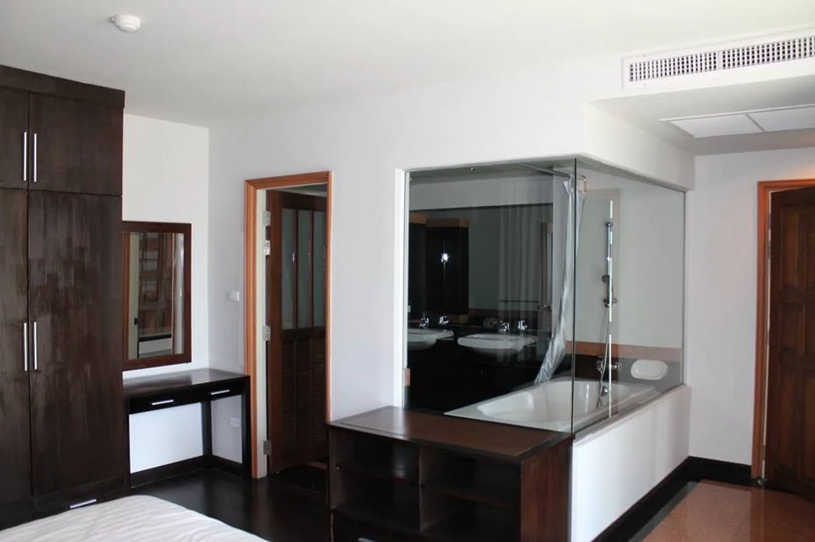 Property photos for Baan Thirapa