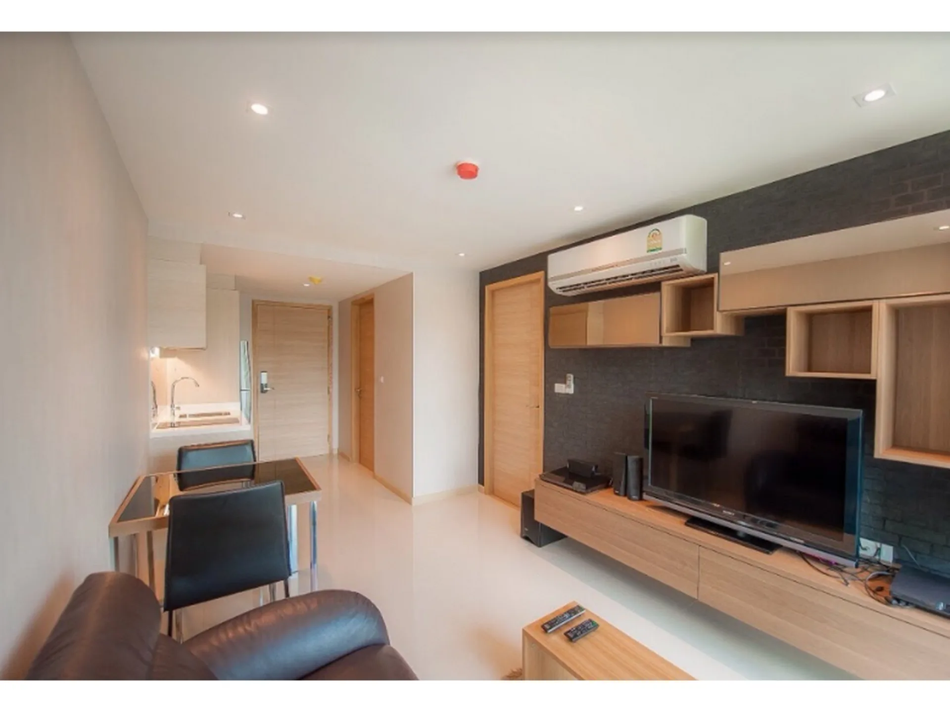 Property photos for SOCIO Reference 61