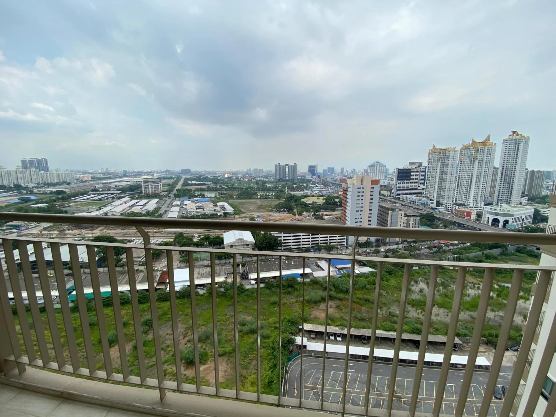 Property photos for Lumpini Place Rama IX - Ratchada