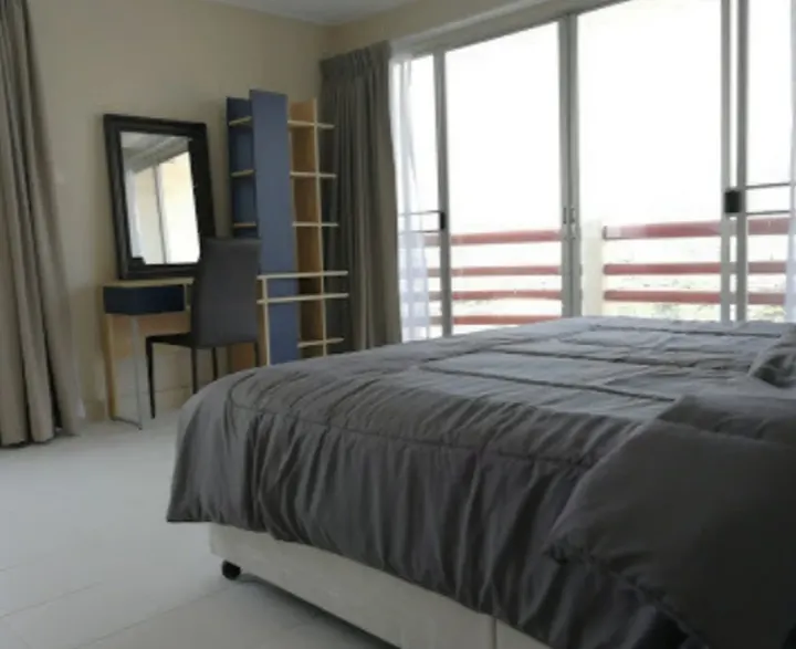 Property photos for Master View Executive Place
